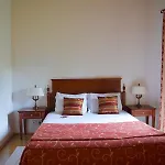 Bed & Breakfast Mosteiro De S. Cristovao De Lafoes 4*