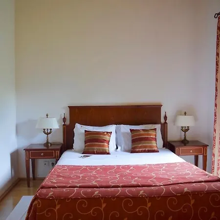 Frühstückspension Mosteiro De S. Cristovao De Lafoes 4*