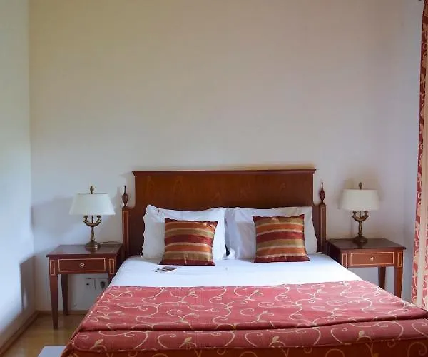 住宿加早餐酒店 莫斯泰罗德斯克日斯特瓦得拉弗尔斯酒店 4*